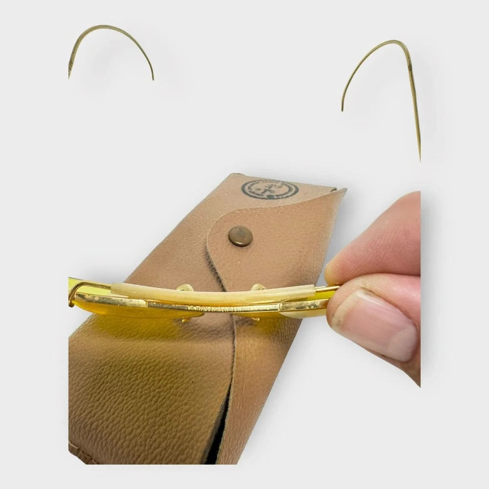 1960s VINTAGE RAY-BAN BULLET HOLE SHOOTING AVIATOR SUNGLASSES USA GOLD‎ TONE